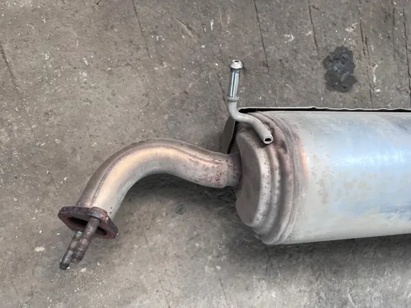 Kia STONIC 1.0 T-GDI Endschalldämpfer OEM Teil image 4