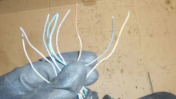 Audi A2 00- Främre Vänster Lås 9 Pin 8Z1837015D image 3