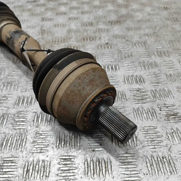 Volvo XC70 2016 Höger Främre Halvaxel image 7