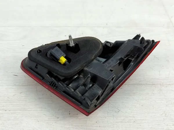 Luz trasera izquierda para Peugeot 2008 facelift 2018 image 7