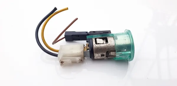 Isqueiro Volvo S40/V40 1ª geração OEM KD0845 image 5