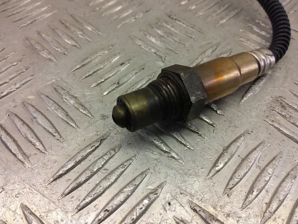 Sensor Lambda Renault Captur image 3