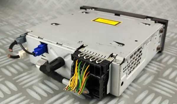 OEM 96661986XT Radio Navigoinnilla & Bluetoothilla image 4