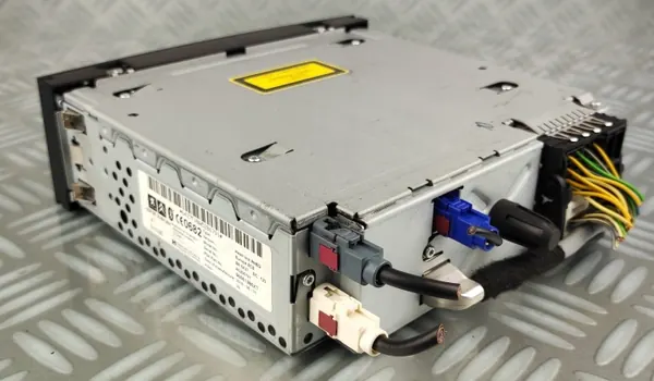 OEM 96661986XT Radio Navigoinnilla & Bluetoothilla image 5