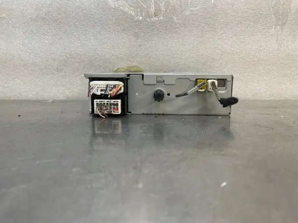 Radio Navigation OEM 281151761R pour Renault Clio IV image 4