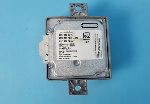 Mercedes EQE 350+ 23r Versterkermodule OEM A2909012401 image 8