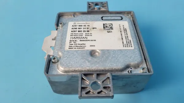 Mercedes EQE 350+ 23r Versterkermodule OEM A2909012401 image 9