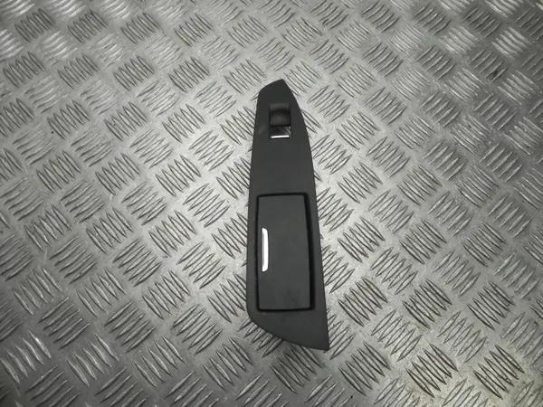 Cinzeiro BMW OEM 9116338 para Série 7 2012 image 2