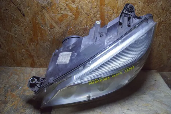 MERCEDES C W204 LINKER VOORLICHT image 8