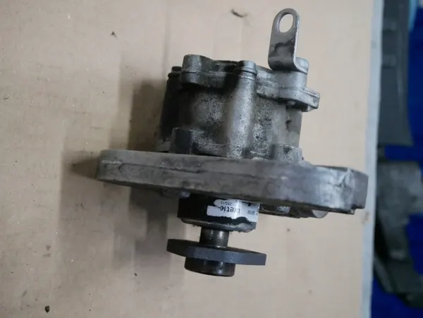 BMW servostyrpump OEM 6788838 för N47N motor image 3