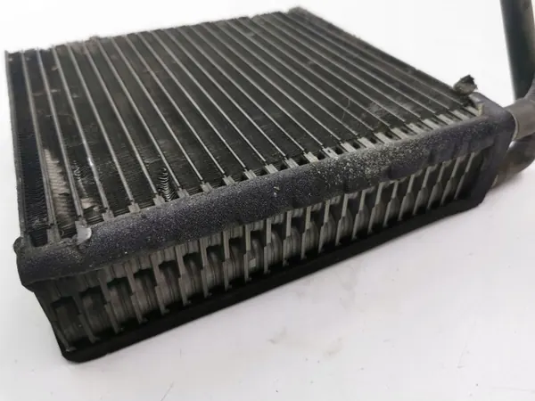 Ford OE 3M5H19860AD Värmekylare A/C image 3