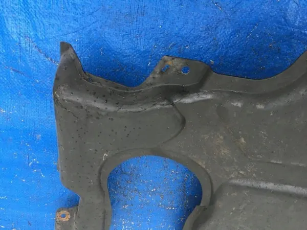 Mercedes W211 Vaihteiston Aluslevy OEM A2115242830 image 3