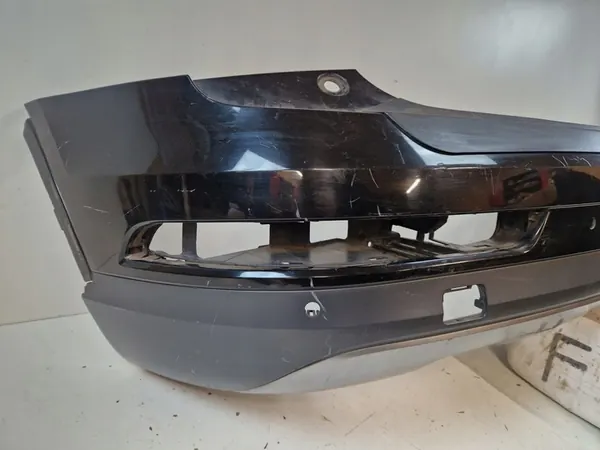AUDI Q3 8U0 Spoiler de Parachoques Trasero 8U0807568 image 2