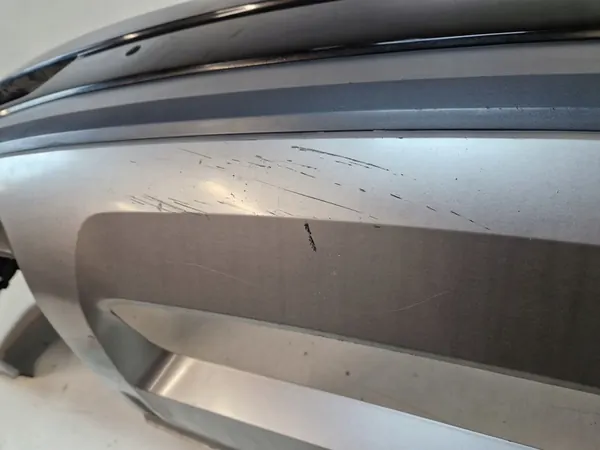 AUDI Q3 8U0 Spoiler de Parachoques Trasero 8U0807568 image 6