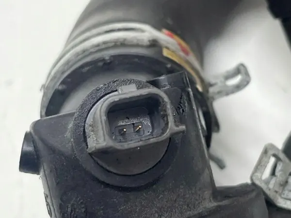 Termostaatin kotelo OEM 110617026R Renaultille image 4