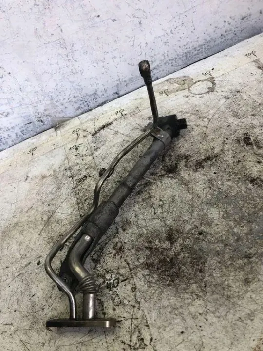 Turboladersmeerleiding VW Touran OEM 03L145535B image 2