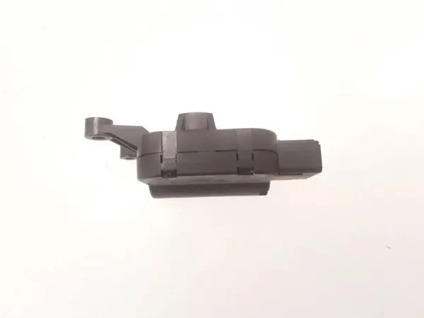 Moteur de volet VW Passat B6 OEM 0132801362 Occasion image 3