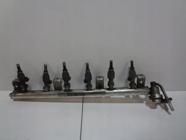 Rail de inyectores OEM 022906031J 022133315J para V6 image 2