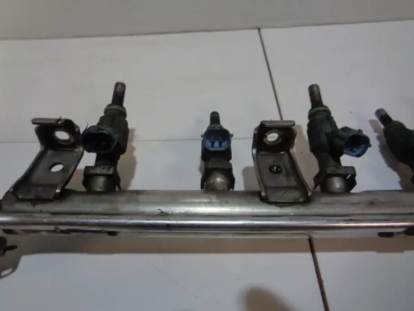 Rail de inyectores OEM 022906031J 022133315J para V6 image 6