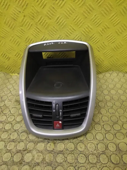 Grelha ventilação central Peugeot 207 OEM 9656992377 image 2