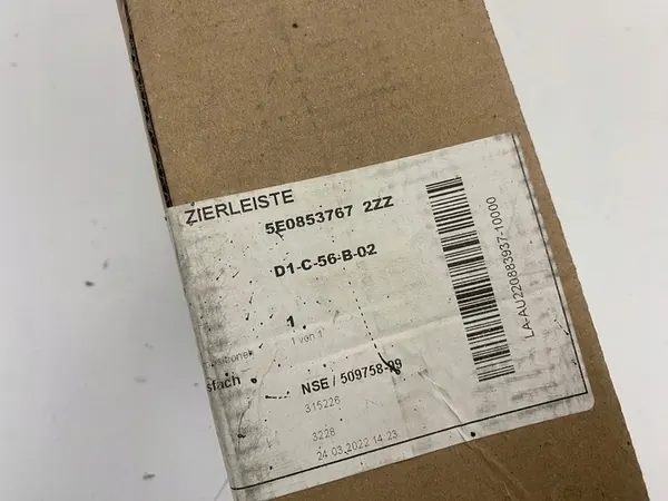 SKODA OCTAVIA III Paraurti anteriore sinistro cromato 5E0853767 image 4