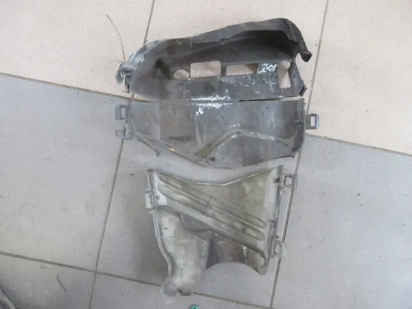 Renault OE 135614168R Täckning för kamrem image 2