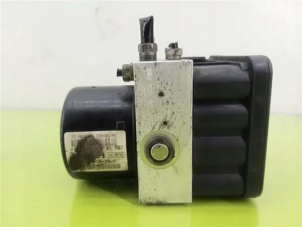 Pompe ABS Ford Focus Mk2 2004-2011 OEM 00402966D0 image 3