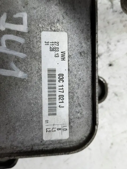 Ölkühler VW Passat VII 1.4 TSI 03C117021J image 2