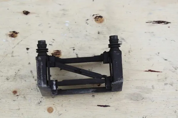 OEM 4G0615415E Achter rechter klembeugel Audi A6 C7 image 4