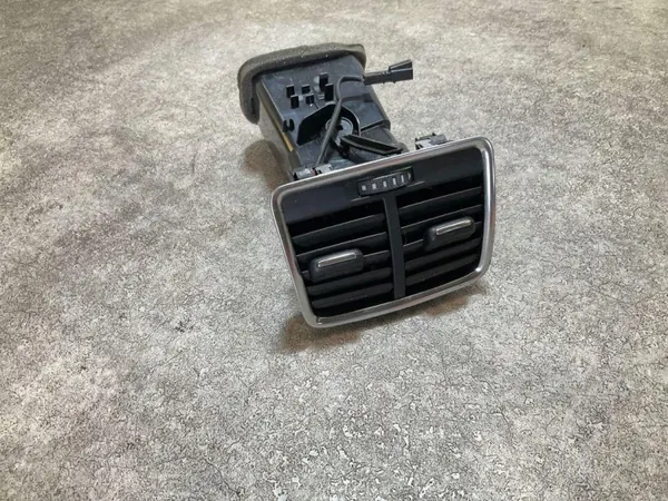Grille de ventilation arrière OEM 8U0819203A pour Audi image 4