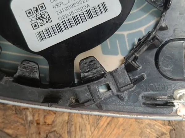 Inserção espelho esquerdo OEM C22480523A - Mercedes W213 image 10