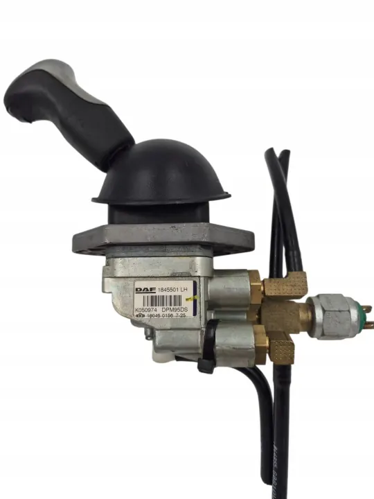 Soupape de frein à main OEM 1845501 DAF XF 106 image 2