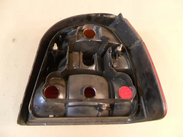 BMW E46 Sedan Vänster Bakljus 8364921 image 10