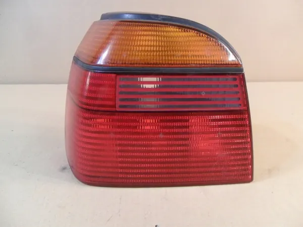 BMW E46 Sedan Vänster Bakljus 8364921 image 3