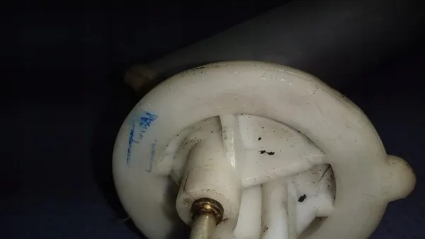 Mercedes W124 2.5D Brandstofdrijver Meet Systeem OEM image 6