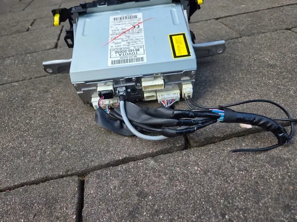 Toyota Yaris III Radio Navigatie OEM 86140-0D050 2013 image 7