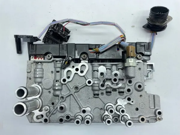 Mecatrônica Chrysler usado OEM 04752873AA image 2