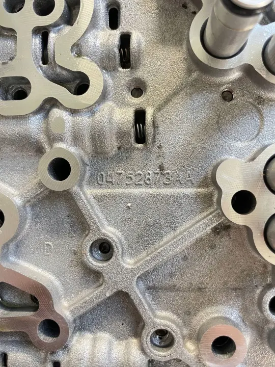 Mecatrônica Chrysler usado OEM 04752873AA image 10