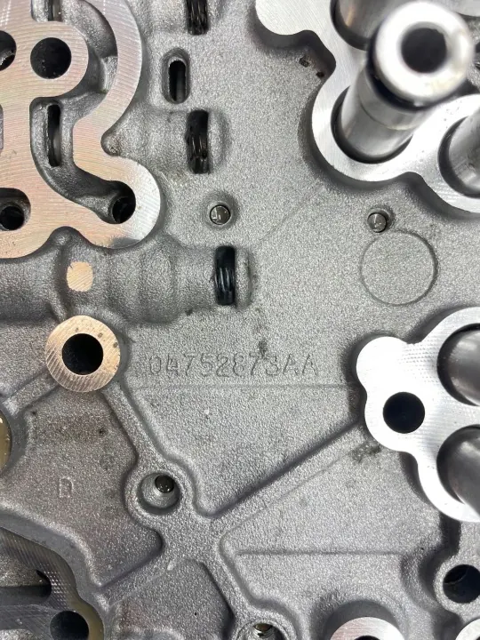 Mecatrônica Chrysler usado OEM 04752873AA image 7