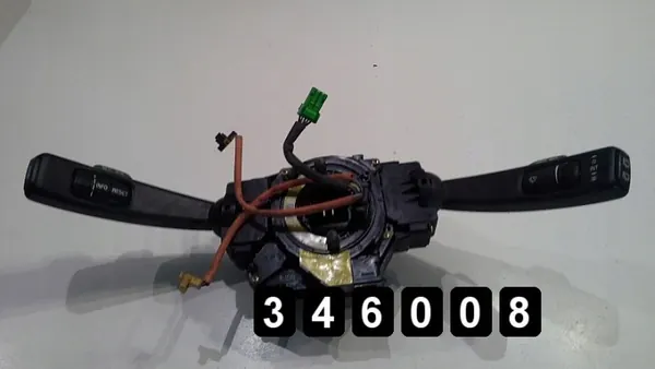Interruptor Volvo usado OEM AM-346008 para V50 2005 image 2