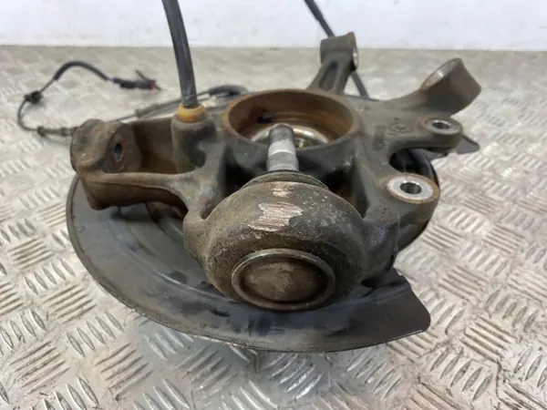 Moyeu Roue Arrière Gauche OEM 04877113AC image 7