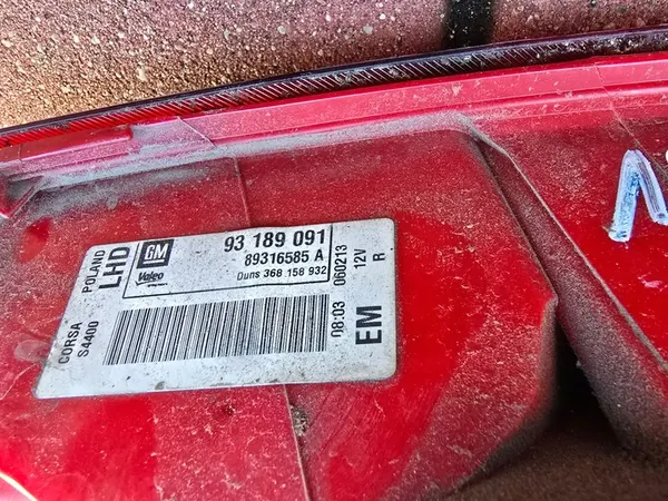 Luz trasera izquierda Opel Corsa D Lift 3D image 4