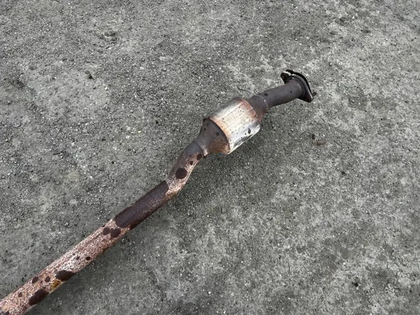 Pakoputki & äänenvaimennin Ford OE OEM iscarparts image 4