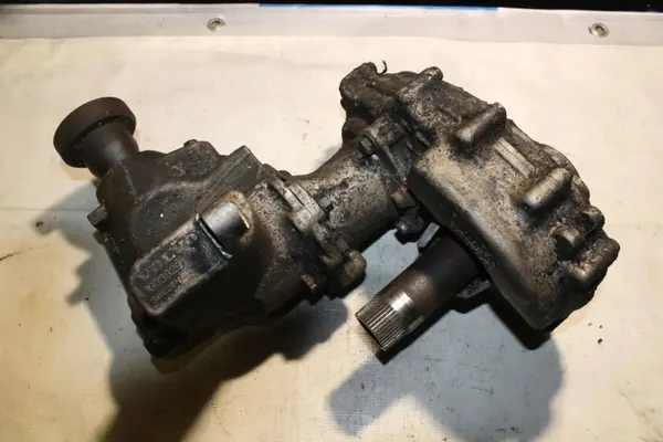 Différentiel avant VOLVO XC90 I 30651732 Essence 200kW 2004 image 2