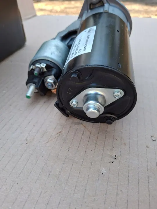 Motor de arranque 3.0 D BMW 5 E60/E61 OEM 0001115045 image 4