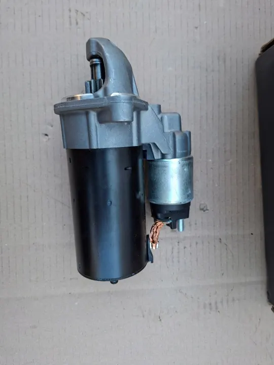 Motor de arranque 3.0 D BMW 5 E60/E61 OEM 0001115045 image 5