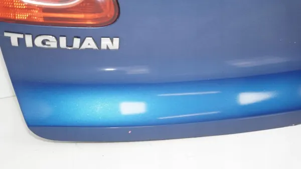 Takaluukku OEM 360198777 VW Tiguan 5N 07-11 image 4