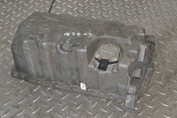 Oljepanna VW Transporter V (T5) Flatbed 1.9L 038103603AD image 2