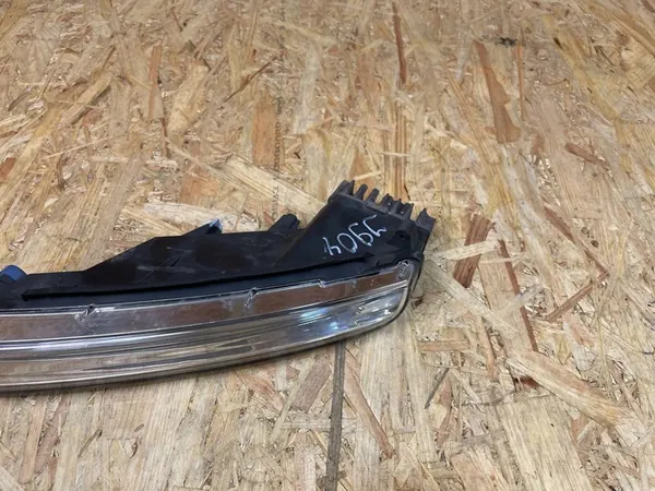 Sinal LED DRL Direito Porsche Cayenne 7P5941182J image 3