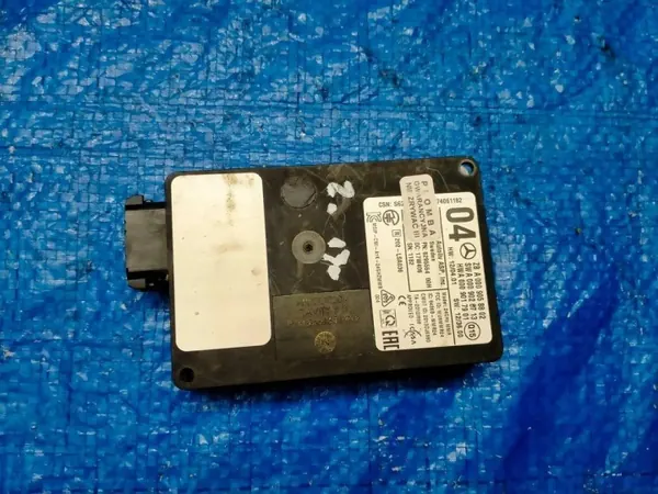Radar angle mort OEM A0009026713 pour Mercedes W213 image 3